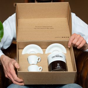 kit caffè per due lattina arabica e tazzine